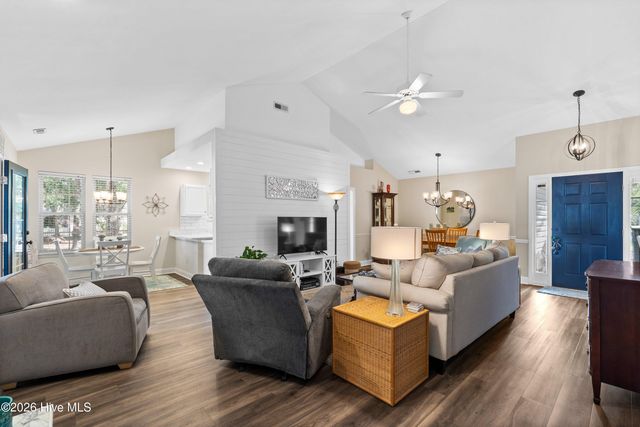 1609 Eyota Drive SW, Ocean Isle Beach, NC 28469