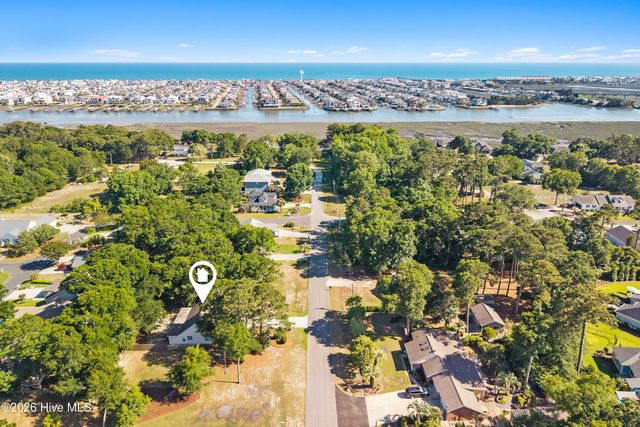 1609 Eyota Drive SW, Ocean Isle Beach, NC 28469