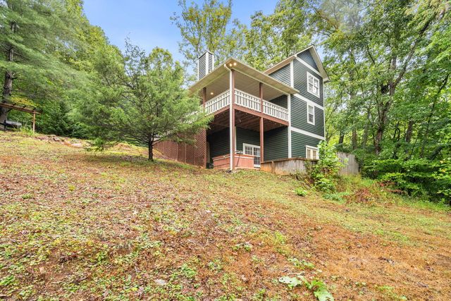 2103 Pooh Corner, Hiawassee, GA 30546