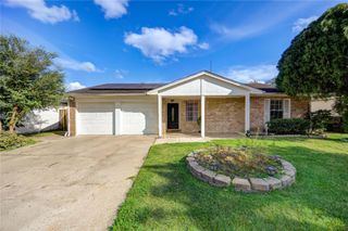 6227 S Pinesap Drive, Houston, TX 77072