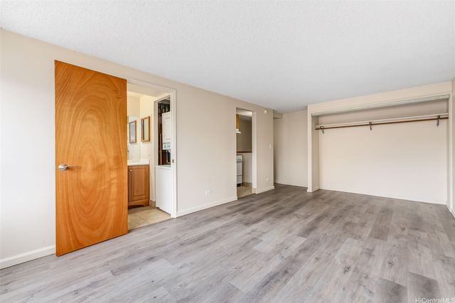 2525 Date Street 603, Honolulu, HI 96826