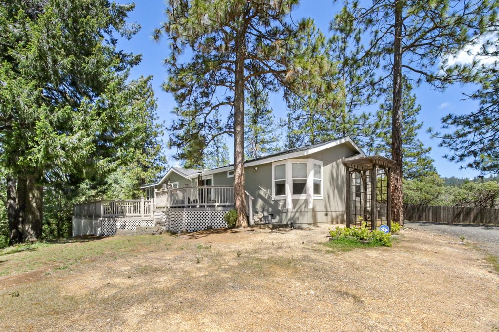 27197 Norton Grade Rd, Colfax, CA 95713