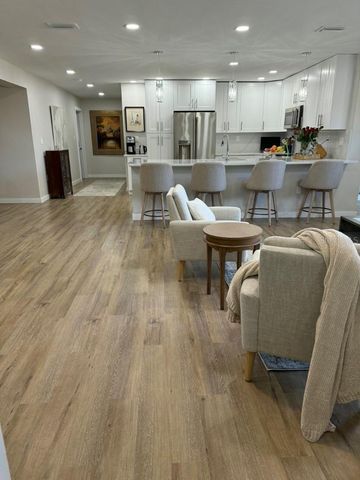 5247 CARMILFRA DRIVE, Sarasota, FL 34231