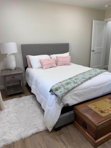 5247 CARMILFRA DRIVE, Sarasota, FL 34231