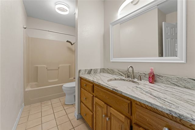 110 N 85th Avenue, Fayetteville, AR 72704