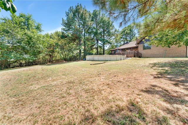 110 N 85th Avenue, Fayetteville, AR 72704