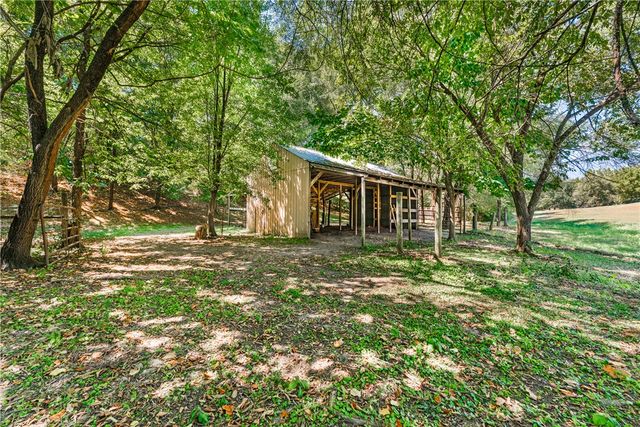 110 N 85th Avenue, Fayetteville, AR 72704