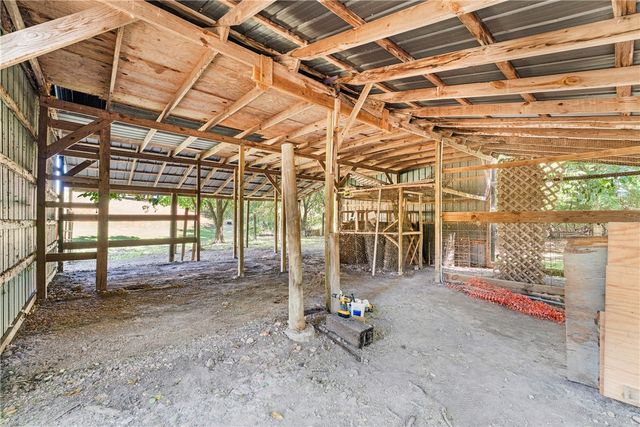 110 N 85th Avenue, Fayetteville, AR 72704