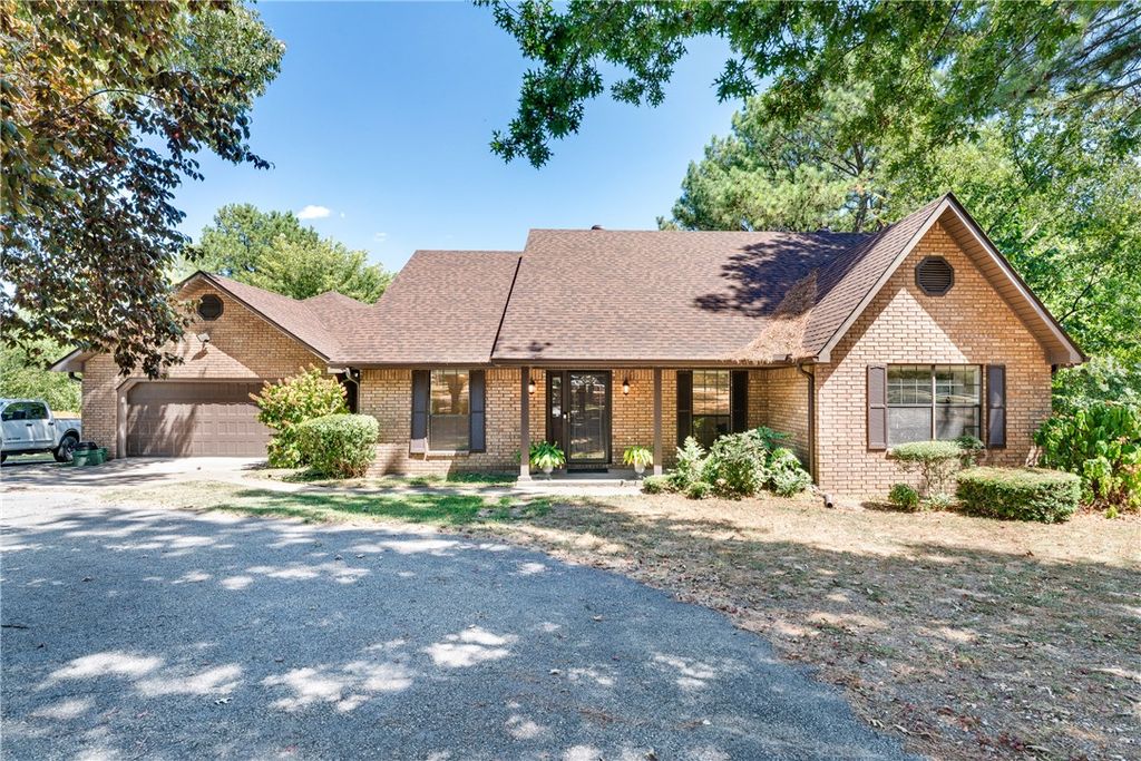 110 N 85th Avenue, Fayetteville, AR 72704