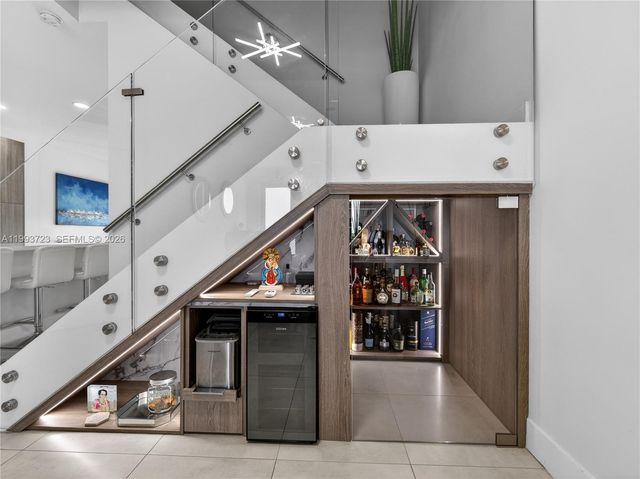 7159 NW 102nd Place, Doral, FL 33178