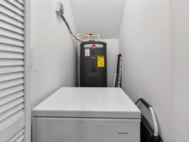 7159 NW 102nd Place, Doral, FL 33178