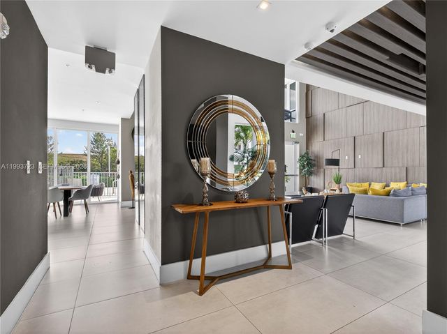 7159 NW 102nd Place, Doral, FL 33178