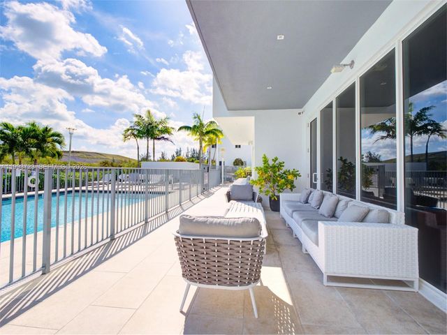 7159 NW 102nd Place, Doral, FL 33178