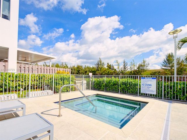 7159 NW 102nd Place, Doral, FL 33178