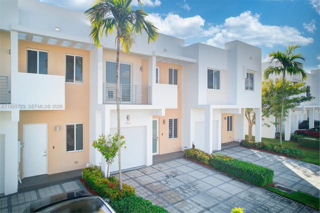 7159 NW 102nd Place, Doral, FL 33178