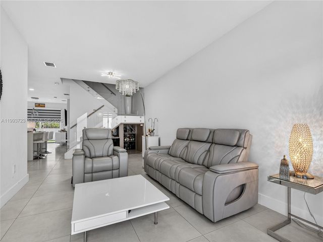 7159 NW 102nd Place, Doral, FL 33178