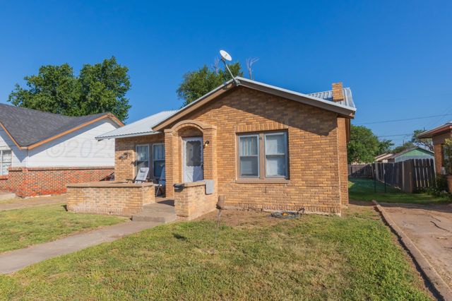 1129 E Francis Avenue, Pampa, TX 79065
