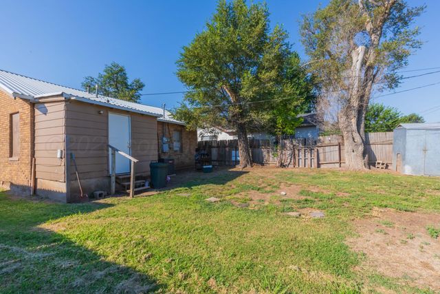 1129 E Francis Avenue, Pampa, TX 79065