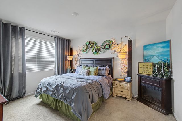 5664 Hickory Woods Dr, Antioch, TN 37013