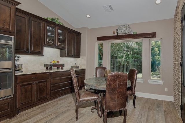 22 Lake Reverie Place, The Woodlands, TX 77375