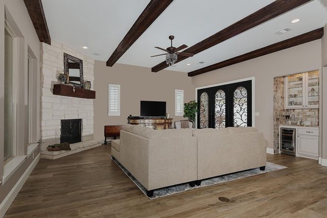 22 Lake Reverie Place, The Woodlands, TX 77375