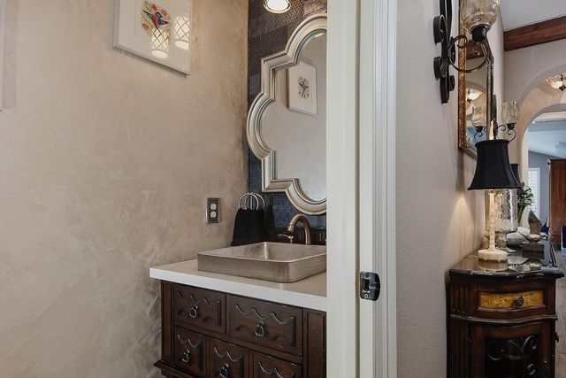 22 Lake Reverie Place, The Woodlands, TX 77375