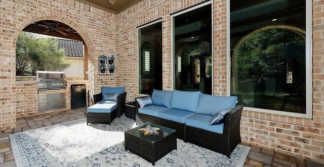 22 Lake Reverie Place, The Woodlands, TX 77375