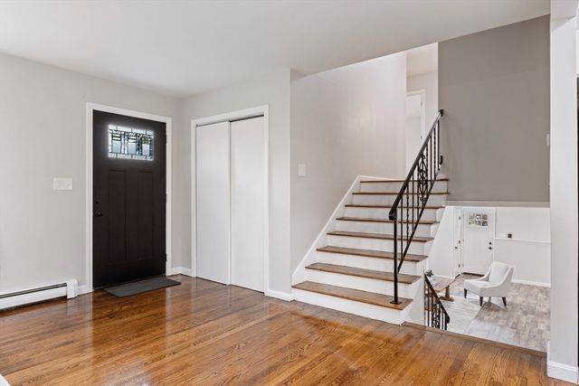 50 Oak St, Mansfield, MA 02048