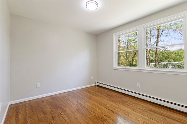 50 Oak St, Mansfield, MA 02048
