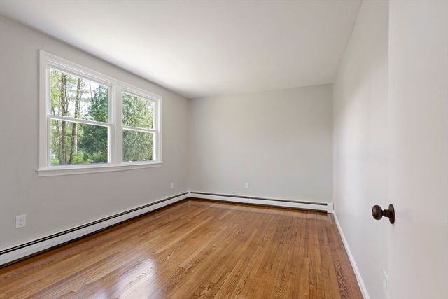 50 Oak St, Mansfield, MA 02048
