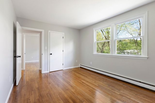 50 Oak St, Mansfield, MA 02048