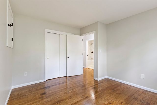 50 Oak St, Mansfield, MA 02048