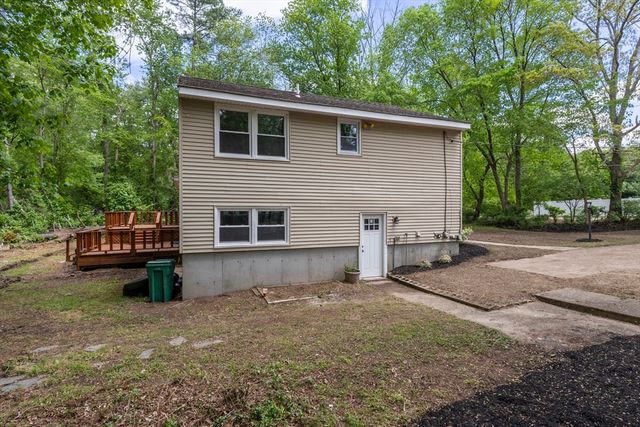 50 Oak St, Mansfield, MA 02048