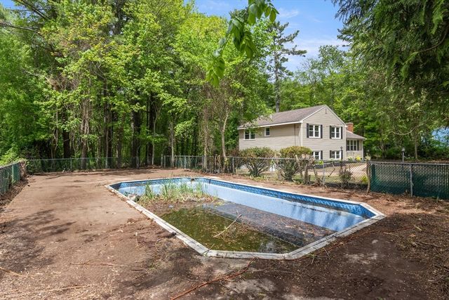 50 Oak St, Mansfield, MA 02048