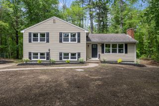 50 Oak St, Mansfield, MA 02048