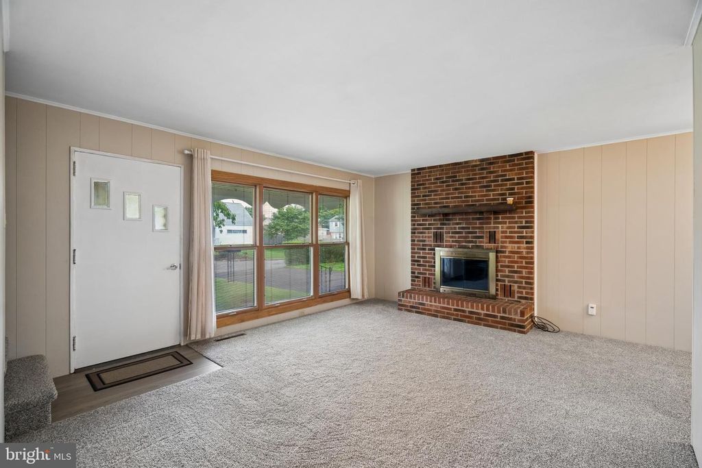 524 SELMA ST, PHILADELPHIA, PA 19116 — photo 3