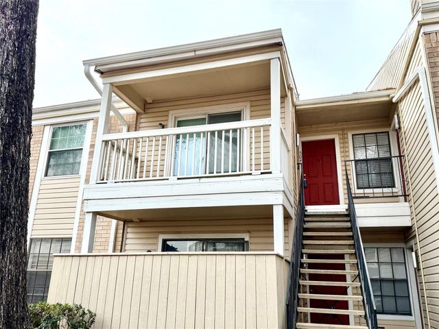2750 Holly Hall Street 504, Houston, TX 77054