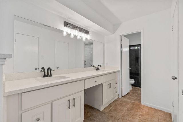 2312 John Street, Pearland, TX 77581