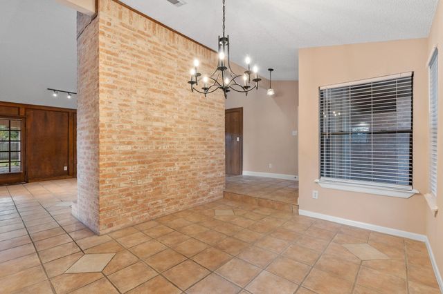 2312 John Street, Pearland, TX 77581