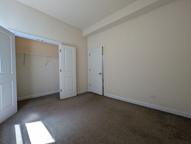 4715 N Sheridan Road 22S, Chicago, IL 60640