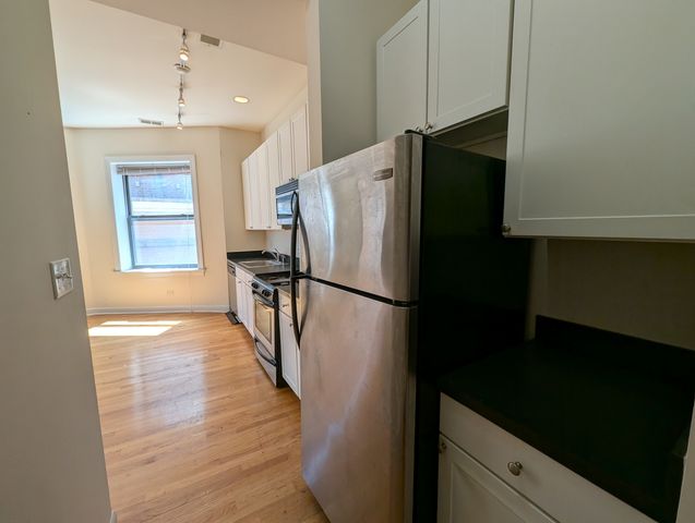 4715 N Sheridan Road 22S, Chicago, IL 60640