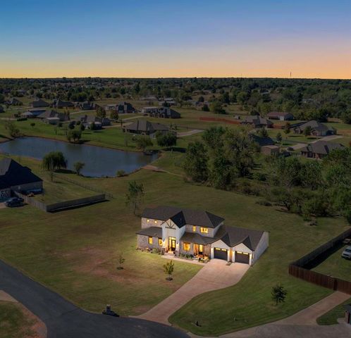 954 County Street 2983, Blanchard, OK 73010