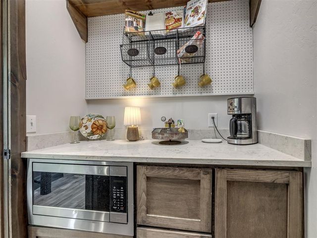 954 County Street 2983, Blanchard, OK 73010