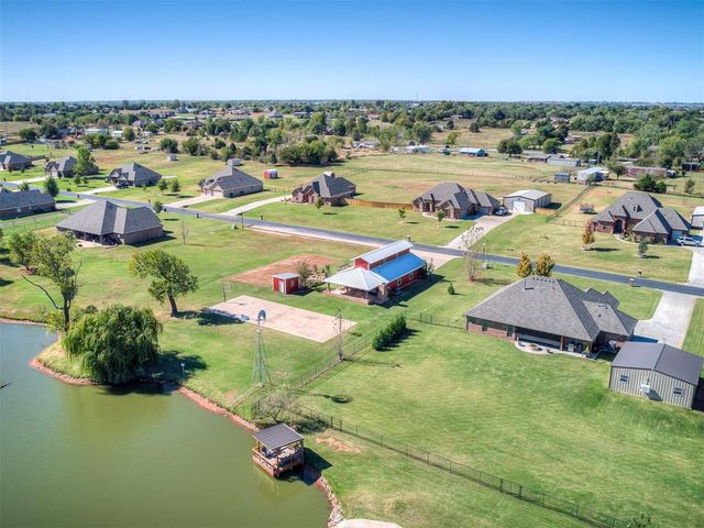 954 County Street 2983, Blanchard, OK 73010