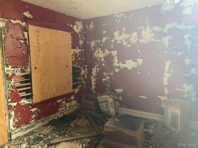 5761 MISSOURI Street, Detroit, MI 48208