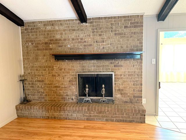 1303 Colgate Dr, Longview, TX 75601