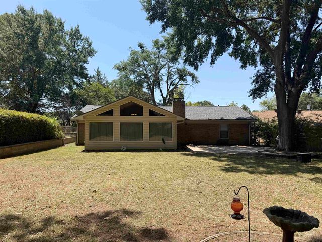 1303 Colgate Dr, Longview, TX 75601