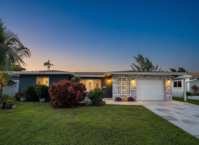 4905 NW 49th Rd, Tamarac, FL 33319