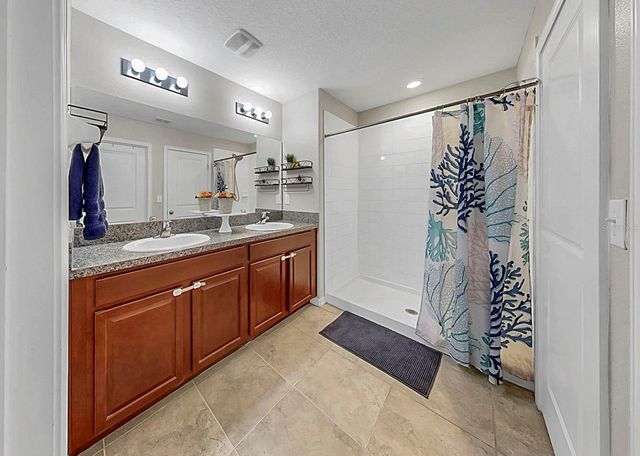 1624 BROAD WINGED HAWK DRIVE, Ruskin, FL 33570