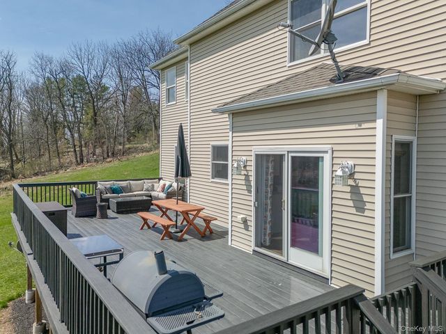 67 Liberty Corners Road, Pine Island, NY 10969